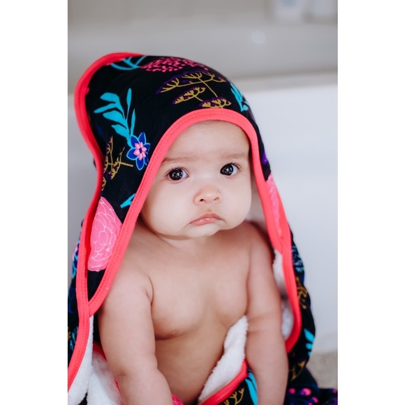 Towel & Washcloth - Posies - Picture 1 of 2